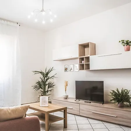 La Maison Benedetta - By Gigi La Maison Appartamento Reggio nell'Emilia