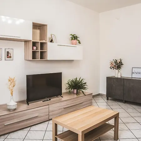 Appartamento La Maison Benedetta - By Gigi La Maison Reggio nell'Emilia